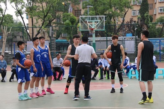 第一次篮球训练的新体会_2