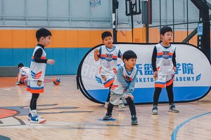  业余篮球爱好者适合什么样的训练辅导？